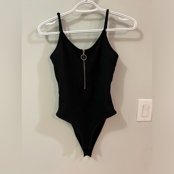 Shein Bodysuit - Picture 1 of 3